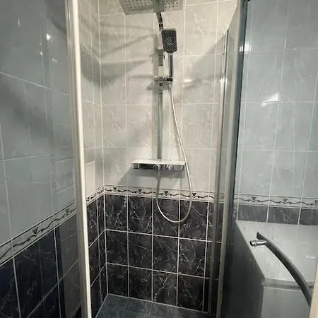 Spacious Close To Center-lauluvaljak Appartement Tallinn