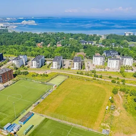 Spacious Close To Center-lauluvaljak Apartman *